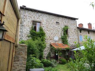 Exceptional 4-Bedroomed Village House..