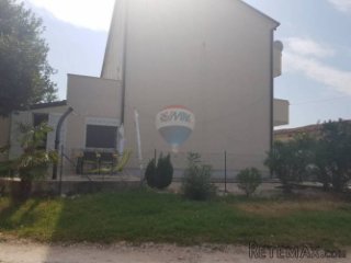 Savudrija, okolica kuća sa panoramskim pogledom na more