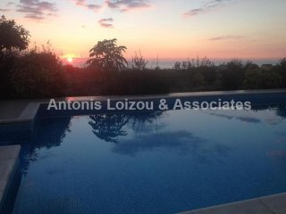 2,674 m2 Agricultural field in Petridia..