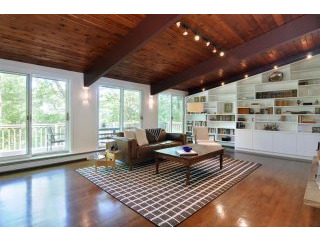4 bedroom House For Sale: 300 Riverview..