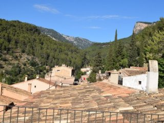Charming Townhouse With Dream Views In..