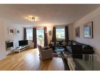Modern apartment in centre of Kaprun