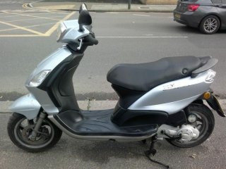 Scooter Piaggio Fly 50