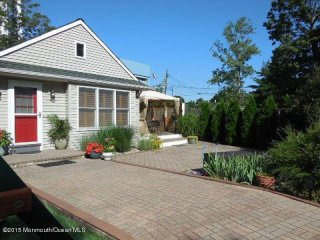 2 bedroom Flat For Sale: 1217 Johnson..