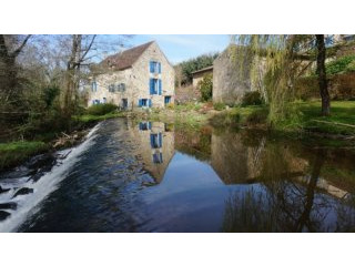 Superb water mill - the best I have..