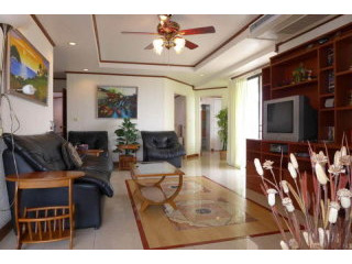 Jomtien Beach Paradise Condo for Sale..