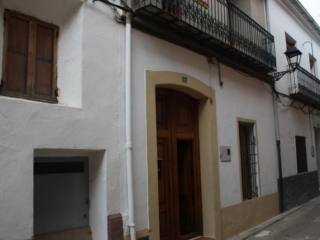 4 Bedrooms - Casa - Alicante - For Sale