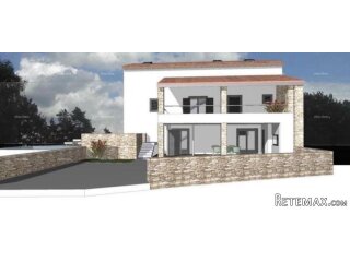 NA PRODAJU: KUĆA U TIJEKU RENOVACIJE U SRCU KANFANARA