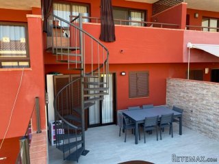 Townhouse in Madroñal. It consists of a living room..