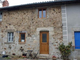 Nice Renovation - Limousin 2 Bed Hamlet..