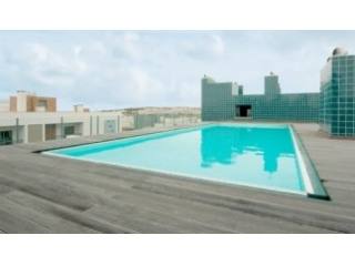 T2 WITH ROOF TOP POOL