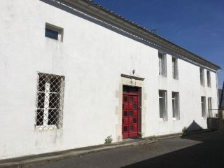 Stone House For Sale Nere