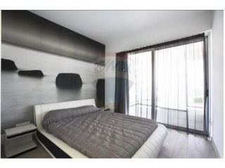 Condo/Apartment - For Sale -..