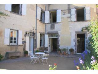 6 bedroom House For Sale: 63000..