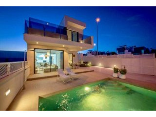 3 Bedroom 2 Bathroom Villa In Cabo..