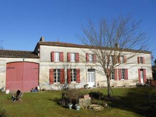 Charentaise With Charm In A Village..