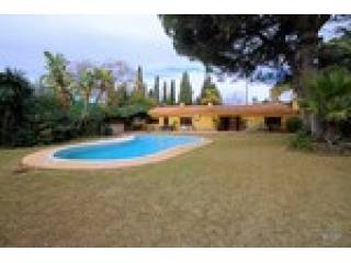 5 Bedrooms - Villa - Malaga - For Sale