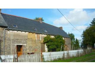 Lovely Longere With More Potential