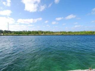 Singlefamilyvacant - This select..