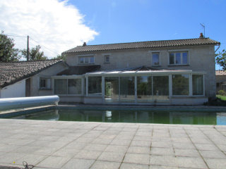 Large House, Pool, Apartment +..