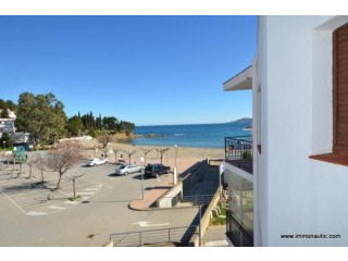 LLANcA: Nice studio on the beach