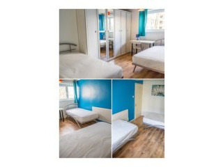 Twin with 2 single bed near Manor House..