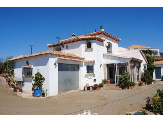 Villa for Sale in Arenas 239.000 €