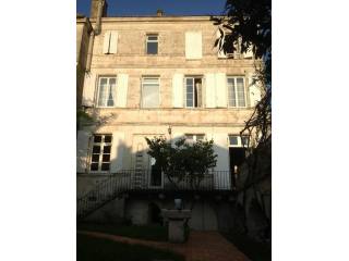 6 bedroom town house in the heart of..