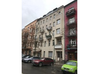 Freshly Renovated Studio in the..