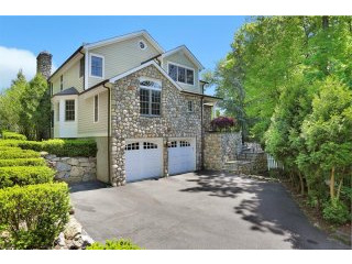 4 bedroom House For Sale: 15 Edgewood..