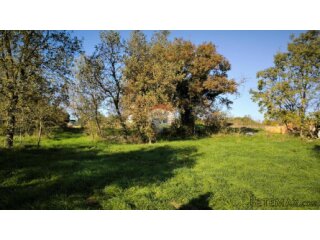 Istra, Marčana - građevinsko zemljište, površine 700m2