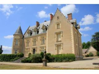 15 bedroom Castle For Sale: 18200..