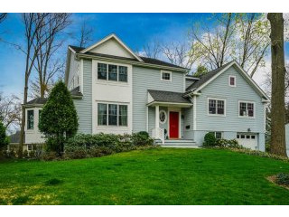 6 bedroom House For Sale: 72 Claremont..