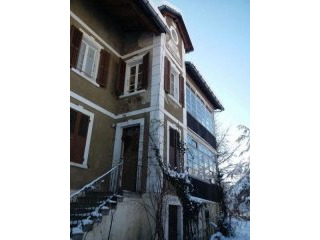 Large Villa To Renovate With Separate..