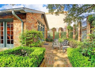 2 bedroom House For Sale: 3802 Meadow..