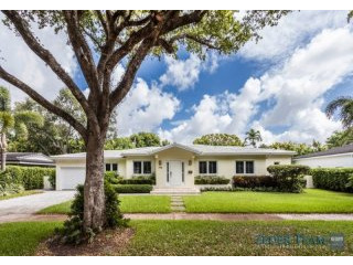 3 bedroom House For Sale: 715 Santurce..