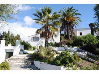 Country Houses for Sale in Competa..