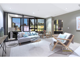 Perfect Location Next to Etihad Stadium