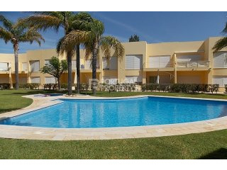 2 Bedroom Apartment. Central location