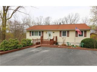 3 bedroom House For Sale: 201 Lake..