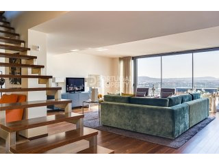 Wonderful Penthouse in Antas, Porto