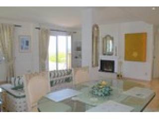 2 Bedrooms - Apartment - For Sale