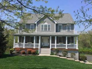 4 bedroom Residence For Sale: Mohegan..