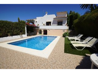 5 Bedrooms - Villa - Malaga - For Sale