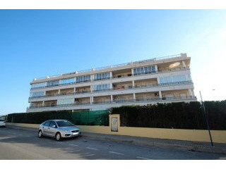 2 bedroom, 1 bathroom Apartment..