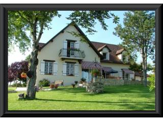 *Beautifully situated 5 bedroom house..