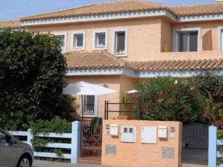Town House / Village House in Vera