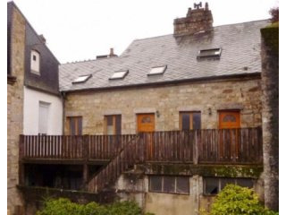Shop with Accommodation