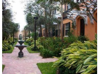 369 W Mallory Circle, Delray Beach, FL..