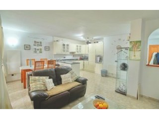 3 bedroom apartment with views to the..
